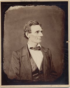 Abraham Lincoln (1809-65), USA:s 16:e president, kopia tryck efter foto av Alexander Hesler, 1860 (albumfoto)