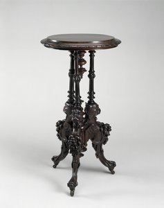 Tabell, c. 1845-1865 (rosenträ; ask) av Alexander Roux