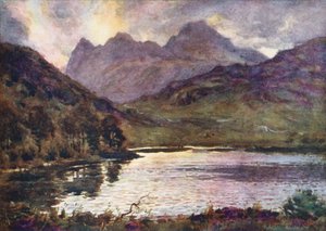Lake District: Blea Tarn och Langdale Pikes (färglitografi) av Alfred Heaton Cooper