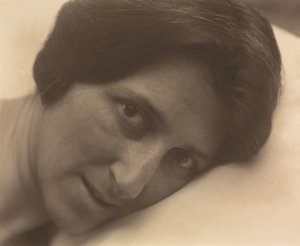 Alma Wertheim av Alfred Stieglitz