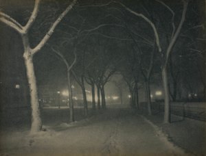 En isig natt, New York av Alfred Stieglitz