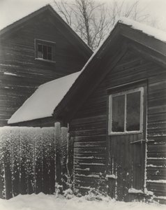 Barn  Snow av Alfred Stieglitz