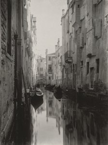 Venetiansk kanal av Alfred Stieglitz