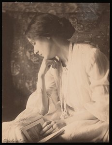 Alice Broughton foto av Agnes Pelton (s/v foto) av Alice Boughton