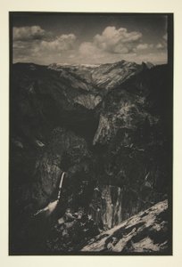 Yosemite: Avlägset vattenfall