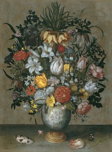 Kinesisk vas med blommor, snäckor och insekter