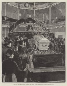 Den avlidne C H Spurgeon, när han tittade på kistan i Metropolitan Tabernacle, 9 februari 1892.
