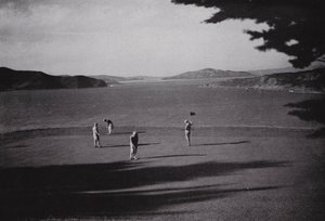 Kalifornien: San Francisco, Lincoln Park, med utsikt över Golden Gate, havet och staden (s/v foto) av American Photographer (after)