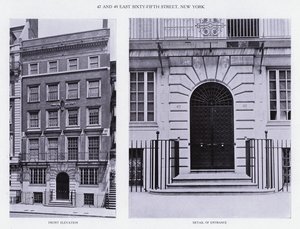 Charles A Platt: 47 och 49 East Sixty-Fifth Street, New York, Front Elevation, Detail of Entrance (s/v foto) av American Photographer (after)