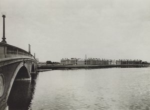 Harvard University: John W Weeks Bridge och Graduate School of Business Administration (s/v foto) av American Photographer (after)