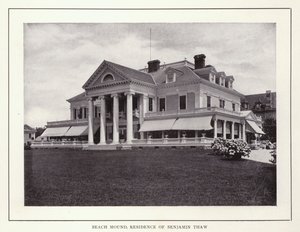 Newport, Rhode Island: Beach Mound, Residence of Benjamin Thaw (s/v foto) av American Photographer (after)