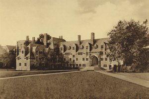 Princeton University: Lockhart Hall (s/v foto) av American Photographer (after)