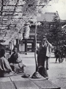 Verandan på ett tehus i Kioto (s/v foto) av American Photographer (after)