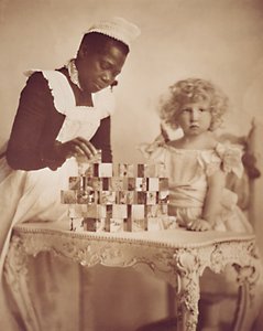 Maid DeAh, ca 1900 (albumtryck foto) av American Photographer