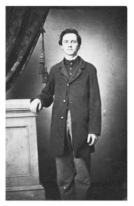 Porträtt av en ung man (svartvitt foto) av American Photographer