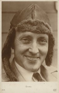 Richard E Byrd, amerikansk marinofficer, flygare och upptäcktsresande (svartvitt foto) av American Photographer