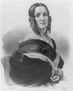 Angelica Van Buren av American School