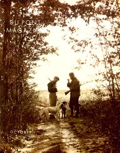 Hunters, framsidan av DuPont Magazine, oktober 1930 av American School