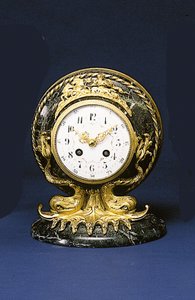 Mantelklocka säljs av Black, Starr & Frost, ca 1875-1900 av American School