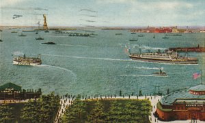 New Yorks hamn från batteriet, som visar Frihetsgudinnan och Ellis Island, ca 1910 av American School