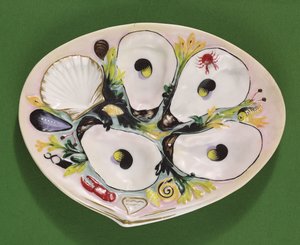 Oystertallrik, tillverkad av Union Porcelain Works, Greenpoint, New York, ca 1880 (porslin)