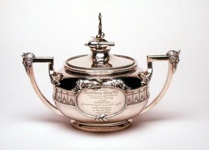 Sugarbowl av Tiffany & Co., ca 1863 (silver) av American School