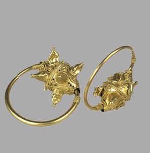 Guldhänge Kolt, 1000-1100-tal av Ancient Russian Art