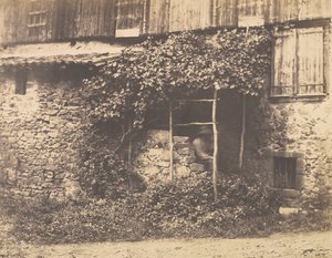 [Rustik byggnad med människan under spaljé], ca. 1853.