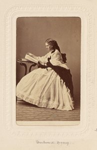 Hertiginnan av Morny [född Troubetskoi, utomäktenskaplig dotter till Nikolaj I] av Andre Adolphe Eugene Disderi