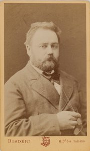 Porträtt av Emile Zola 1840-1902. av Andre Adolphe Eugene Disderi