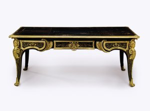 Ludvig XIV ormolu-monterad brun sköldpadda byrå plat, c.1710 av Andre Charles Boulle