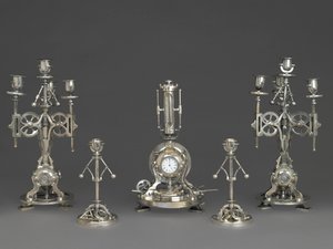 Fem stycken urprydnad, ca 1880 (försilvrad brons, glas och papper) av Andre Romain Guilmet