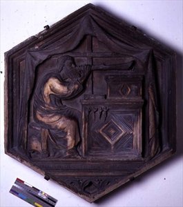 Musik, hexagonal dekorativ reliefplatta från en serie som föreställer de sju liberala konsterna, möjligen baserad på design av Giotto (ca 1266-1337) ca 1334-48 (marmor) av Andrea Pisano