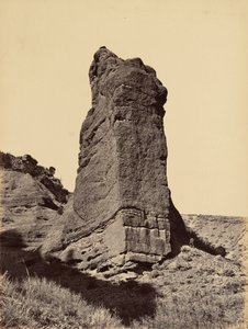 Plåt 31. Monumentklippan, mynningen av Echo Canon,1869 (foto) av Andrew Joseph Russell