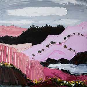 Pink Mountain Coast av Angela Hawkey