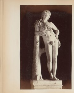 Skulptur av den vilande satyren i Capitoline-museerna i Rom, Italien av Anonymous