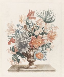 Stenvas med blommor på en platå av Anonymous