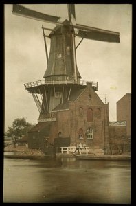 Ångmajskvarn De Adriaan på Spaarne, Haarlem av Anonymous