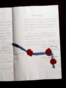 Artikel 12 i 1815 års fördrag mellan Frankrike och koaliserna. Andra fördraget i Paris undertecknat av Armand Emmanuel de Vignerot du Plessis, hertig av Richelieu (1766-1822): fördraget förutser samarbete mellan Österrike, Storbritannien, Preussen och Ryss av Anonymous Anonymous