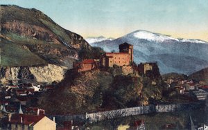 Slottet och Pyrenéerna i Lourdes - Hautes Pyrenees (65) runt 1900. av Anonymous Anonymous