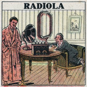 Trådlös telefoni: Radiola radioapparat. Anonym illustration från 1925. Privat samling. av Anonymous Anonymous