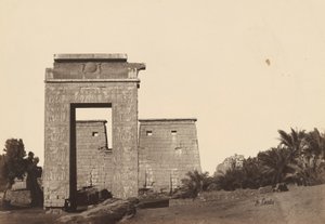 Karnak: Gate of Khonsu av Antonio Beato