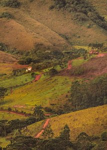 Montanhas de Minas, Brasilien, 2023 (foto) av Antonio Schubert