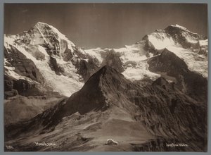 Utsikt över Mönch och Jungfrau i Bernalperna Panorama av Jungfraukette (serietitel)