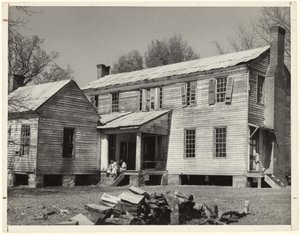 Gamla Pettway Plantation House, Gee
