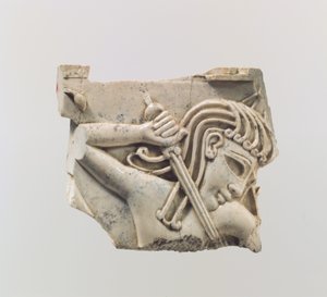 Cloisonné möbelplakett med en figur som håller ett svärd, ca 900-800-talet f.Kr. (elfenben) av Assyrian