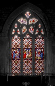 Raising Of Lazarus, The Marys at the Tomb, and the Raising of Jairuss Daughter, 1850 (målat glas) av Augustus Welby Northmore Pugin