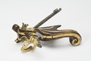 Coachmakers kompassplogplan, södra Österrike, mitten av 1800-talet (plåt & gjuten mässing, smide och avenbok) (se även 701092) av Austrian School
