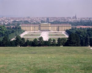 Slottet Schönbrunn, färdigställt 1711 av Austrian School