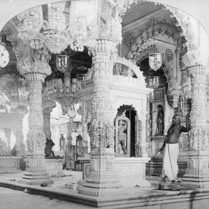 Interiör av templet i Babulnath, Bombay, Indien, 1901.